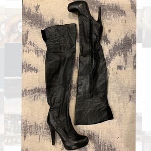 Report signature leather  thigh high boots size 9